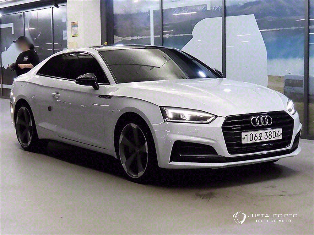 Автомобиль Audi A5