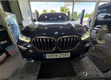 Автомобиль BMW X6