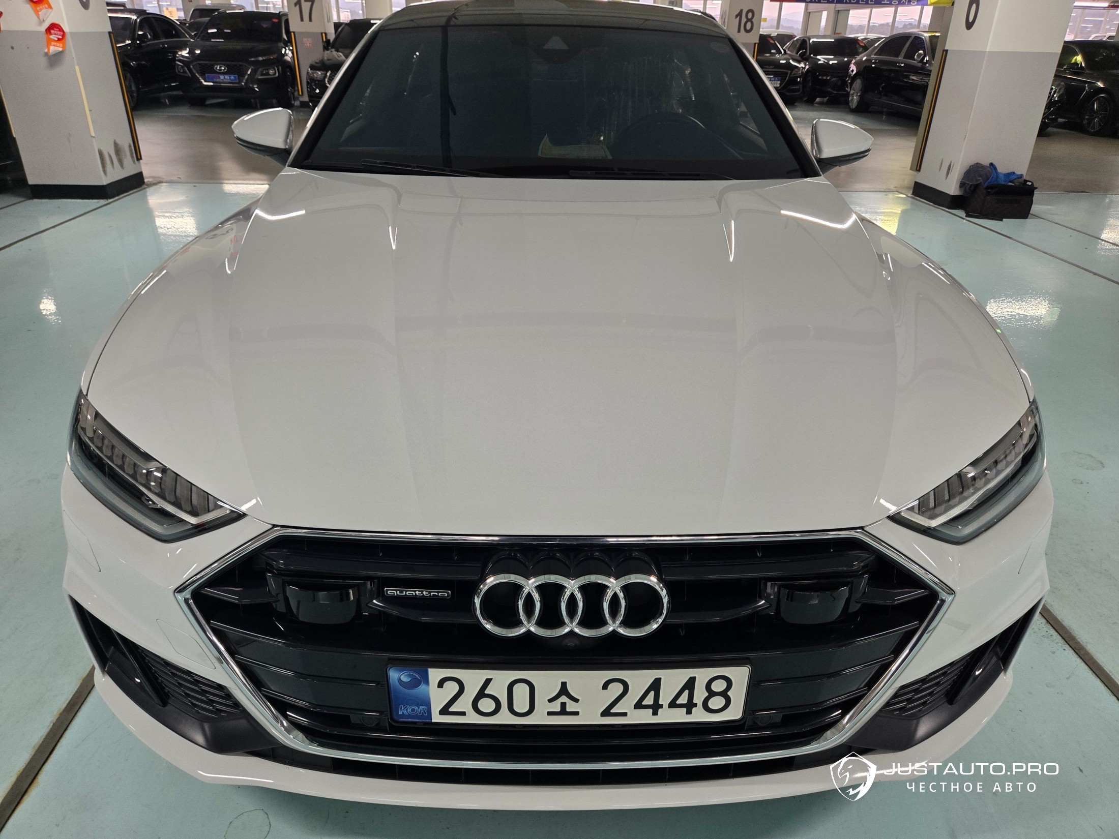 Автомобиль Audi A7