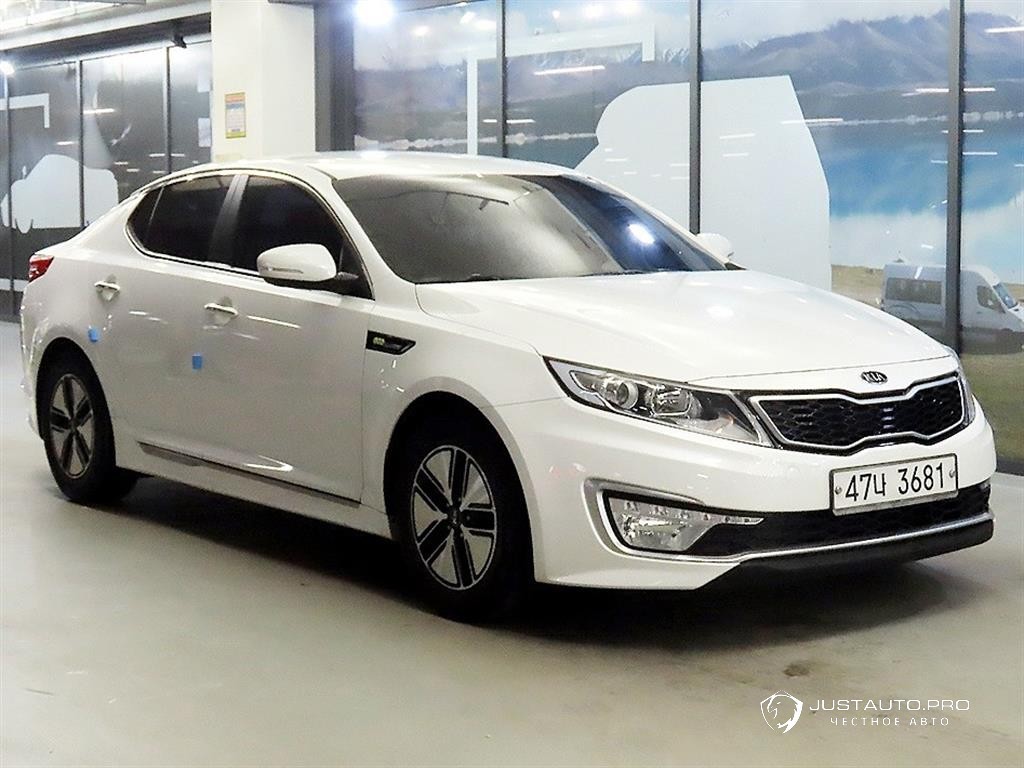 Автомобиль Kia K5